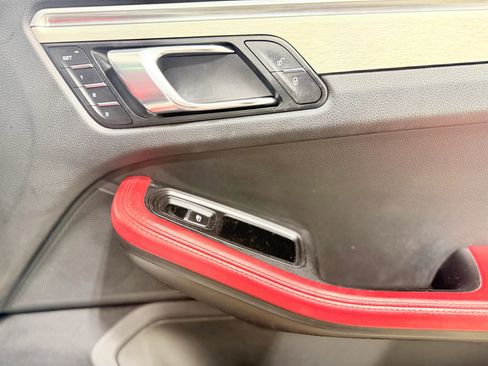 Used 2018 Porsche Macan GTS image 25