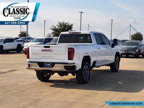Used 2025 GMC Sierra 2500 SLT w/ SLT Convenience Package image 9