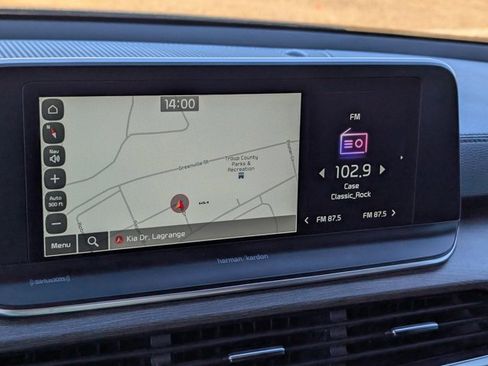 Used 2022 Kia Telluride SX w/ SX Prestige Package image 24