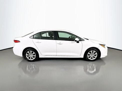 Used 2025 Toyota Corolla LE w/ Convenience Package FWD image 7