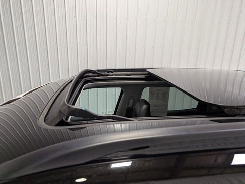 Used 2022 Jeep Compass Latitude w/ Sun and Sound Group image 8