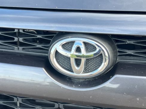 Used 2015 Toyota 4Runner Trail AWD/4WD image 13