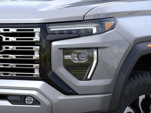 New 2026 GMC Canyon Denali AWD/4WD image 10