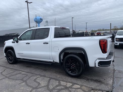 Used 2023 GMC Sierra 1500 Pro w/ Graphite Edition AWD/4WD image 6