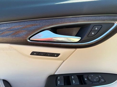 Certified 2023 Buick Envision Avenir AWD/4WD image 23