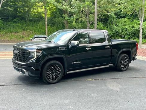 Used 2022 GMC Sierra 1500 Denali Ultimate AWD/4WD image 5