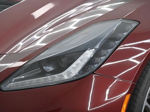 Used 2017 Chevrolet Corvette Stingray Coupe w/ 1LT RWD image 8