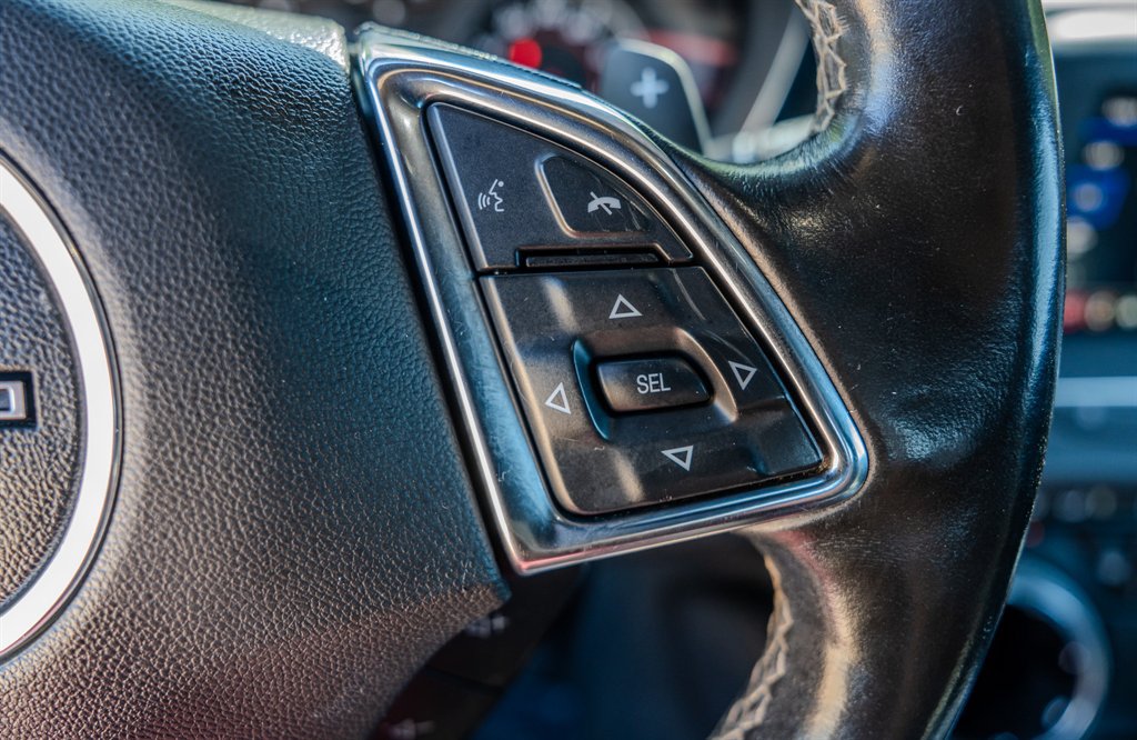 Used 2023 Chevrolet Camaro LT RWD image 17