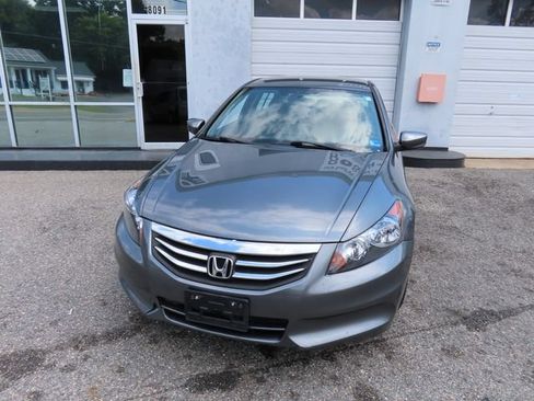 Used 2012 Honda Accord LX image 2
