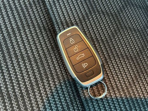 Used 2022 Kia Niro LXS w/ Digital Cluster Package image 34