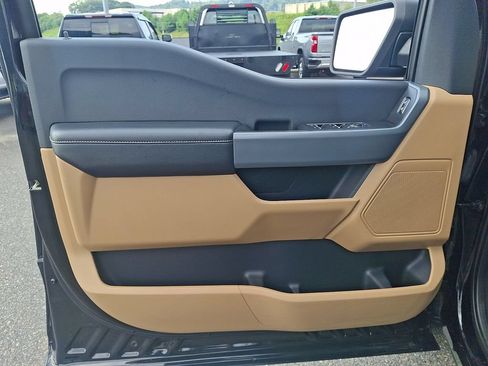 Used 2023 Ford F150 XLT AWD/4WD image 12