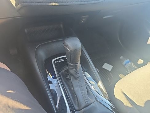 Used 2025 Toyota Corolla SE image 16