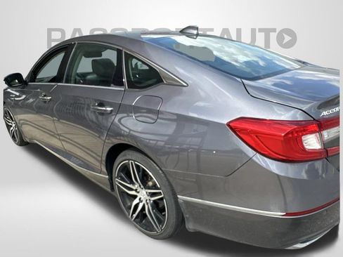Used 2021 Honda Accord Touring image 6