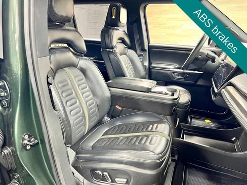 Used 2025 Rivian R1S Adventure AWD/4WD image 6