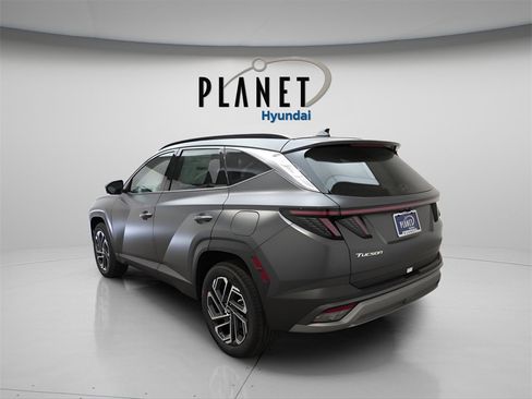 New 2025 Hyundai Tucson Limited image 6