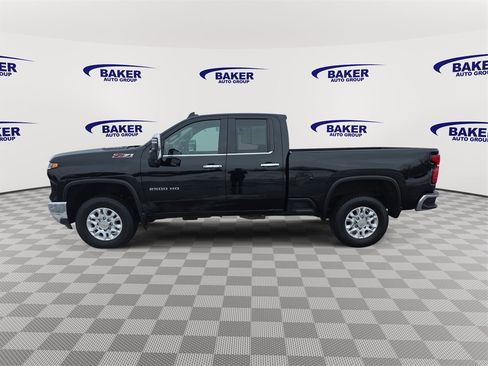 Certified 2024 Chevrolet Silverado 2500 LTZ w/ LTZ Convenience Package image 8