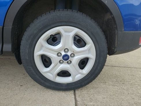 Used 2018 Ford Escape S image 6