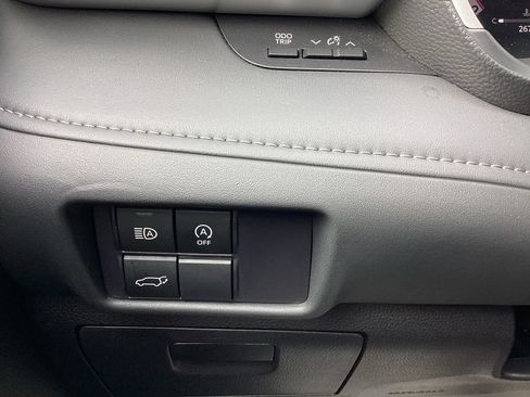 Used 2025 Toyota Highlander XSE AWD/4WD image 27