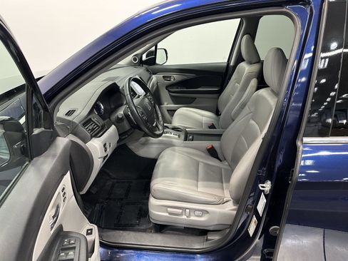 Used 2023 Honda Ridgeline RTL-E image 11
