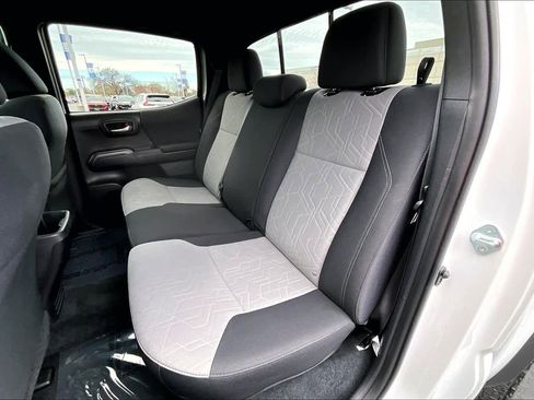 Used 2023 Toyota Tacoma TRD Off-Road image 20