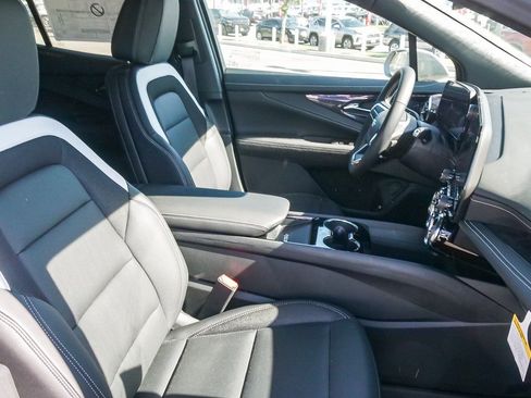 New 2026 Chevrolet Blazer EV LT image 15