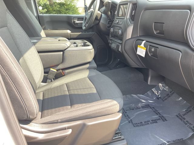New 2026 Chevrolet Silverado 2500 Custom w/ Custom Value Package AWD/4WD image 17