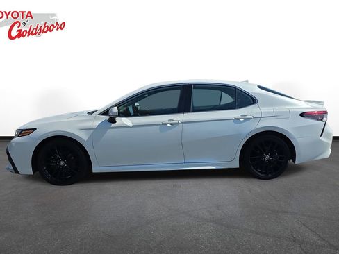 Used 2023 Toyota Camry XSE image 8