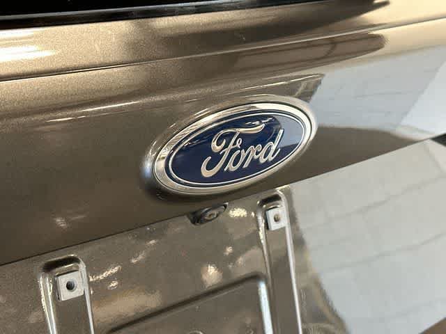 Used 2017 Ford Escape Titanium AWD/4WD image 25