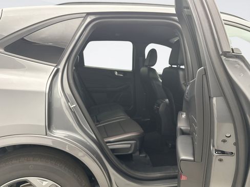 Used 2024 Ford Escape ST-Line w/ Tech Pack #1 AWD/4WD image 18
