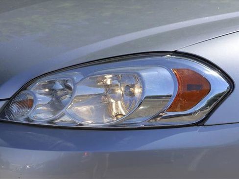 Used 2014 Chevrolet Impala Limited LS FWD image 10