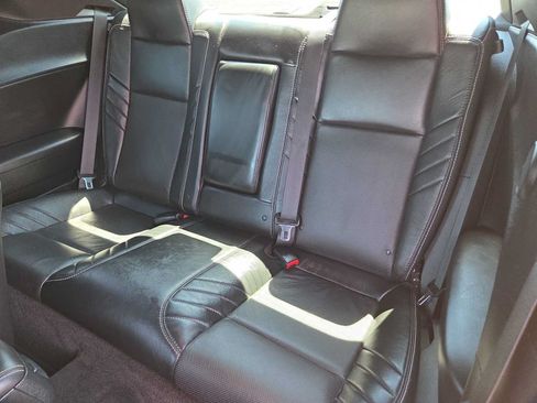 Used 2016 Dodge Challenger SRT w/ Technology Group RWD image 21