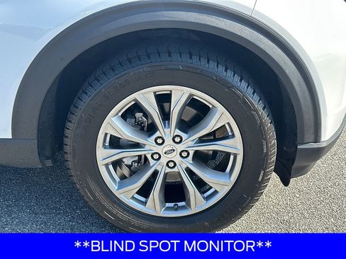 Used 2021 Ford Explorer Limited w/ Equipment Group 301A image 12