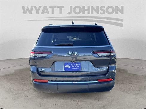 Used 2024 Jeep Grand Cherokee L Limited image 4