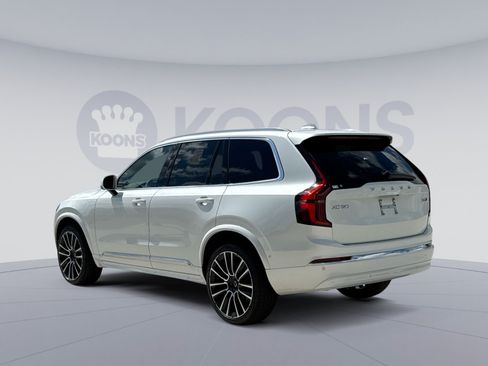 New 2026 Volvo XC90 B6 Plus w/ Protection Package Premier AWD/4WD image 4