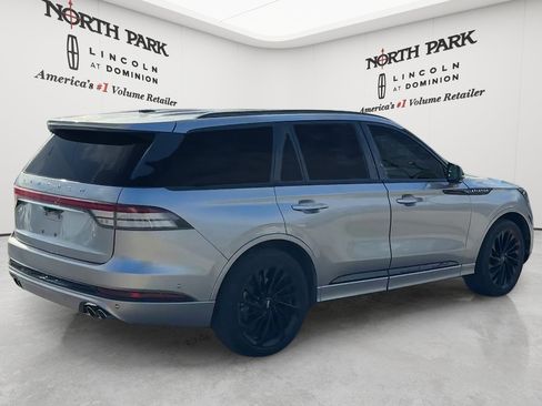 Used 2024 Lincoln Aviator Reserve w/ Jet Package RWD image 5