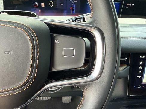 New 2026 Lincoln Navigator Black Label AWD/4WD image 32