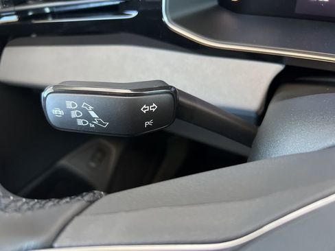 New 2025 Volkswagen Jetta SE image 37