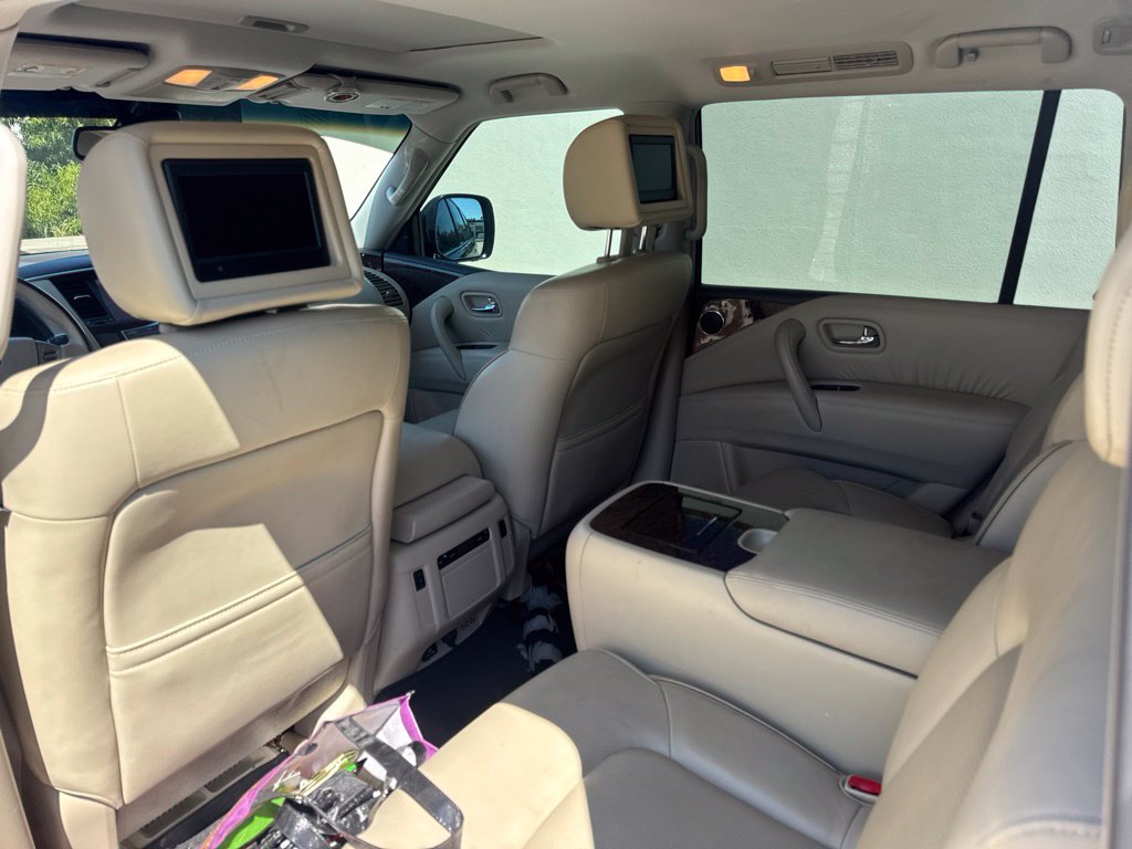 Used 2016 INFINITI QX80 4WD w/ 22" Wheel Package image 6