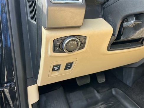 Used 2015 Ford F150 XLT w/ Equipment Group 302A Luxury image 25