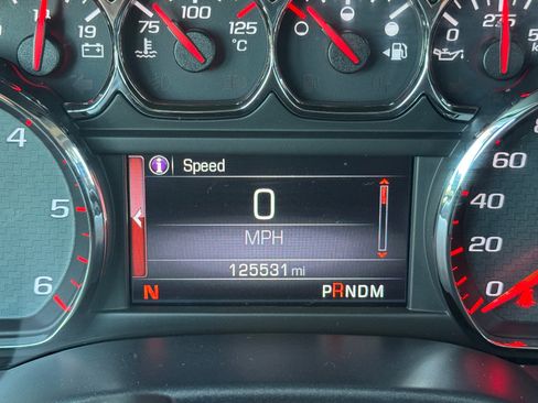 Used 2015 GMC Sierra 1500 SLE image 19