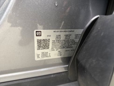 Used 2024 Chevrolet Trax LS w/ Driver Confidence Package image 19