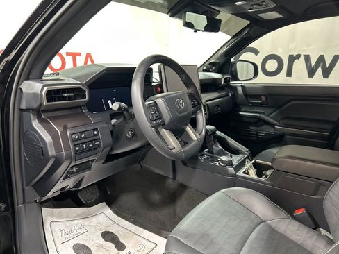 Used 2025 Toyota 4Runner TRD Off-Road Premium w/ Tow Technology Package image 22