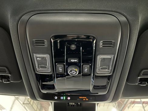 New 2026 Chevrolet Tahoe LT w/ Comfort Package AWD/4WD image 39