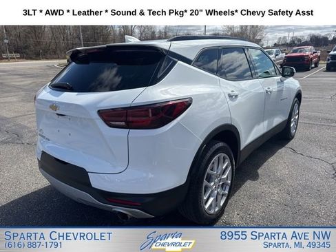 Used 2024 Chevrolet Blazer LT w/ Sound & Technology Package image 3