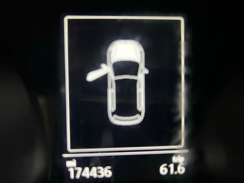 Used 2016 Volkswagen Golf S image 18