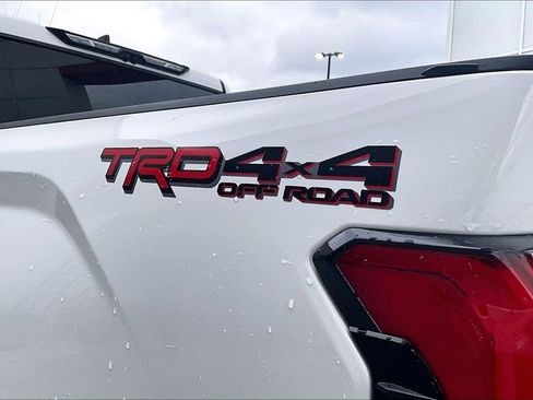 Used 2024 Toyota Tundra Limited w/ TRD Off-Road Package AWD/4WD image 23