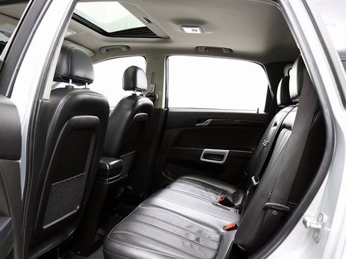 Used 2014 Chevrolet Captiva Sport LT w/ Convenience Package image 12