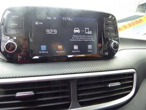 Used 2020 Hyundai Tucson SE image 10