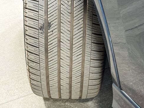 Used 2024 Lincoln Aviator Black Label w/ Class IV Trailer Tow Package image 43