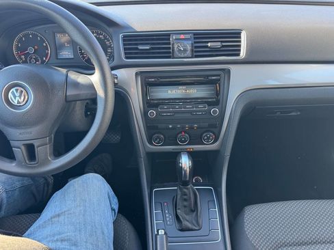 Used 2014 Volkswagen Passat 2.5 S image 15